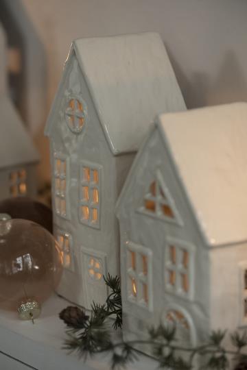 Huslykta - Lykta hus - Vit - Keramik - 22,5x10,5 cm - 14