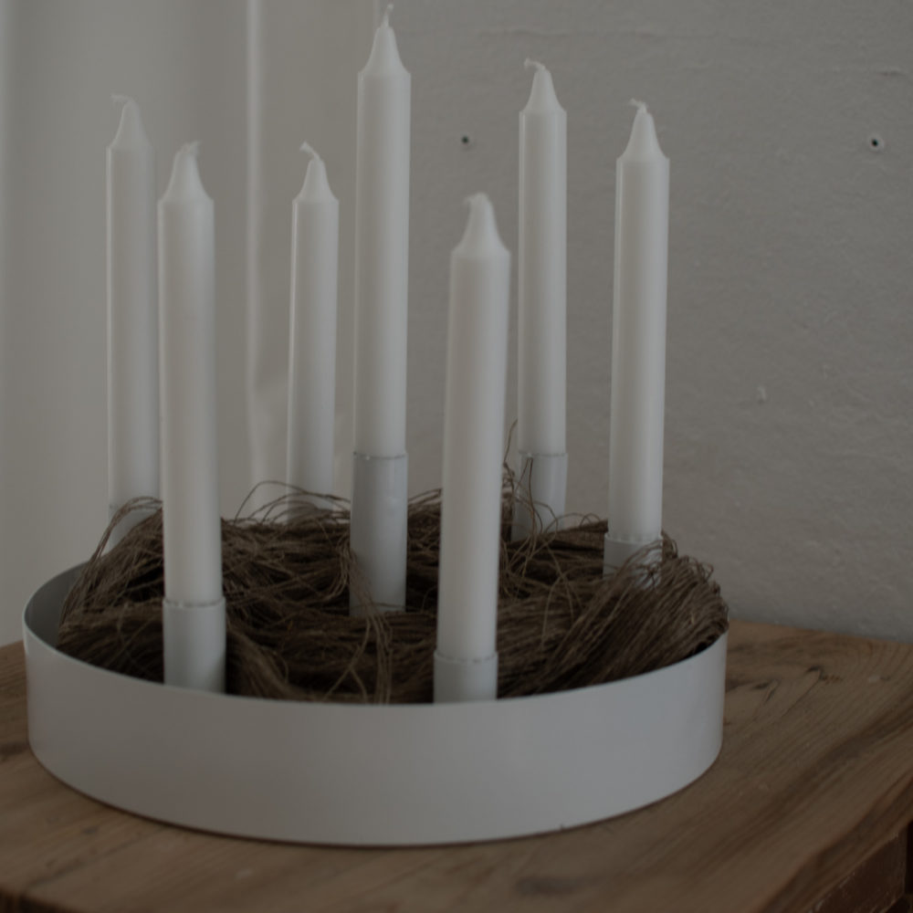 Sund - Candle tray - Candlestick - Candle holder - White - Metal - 9