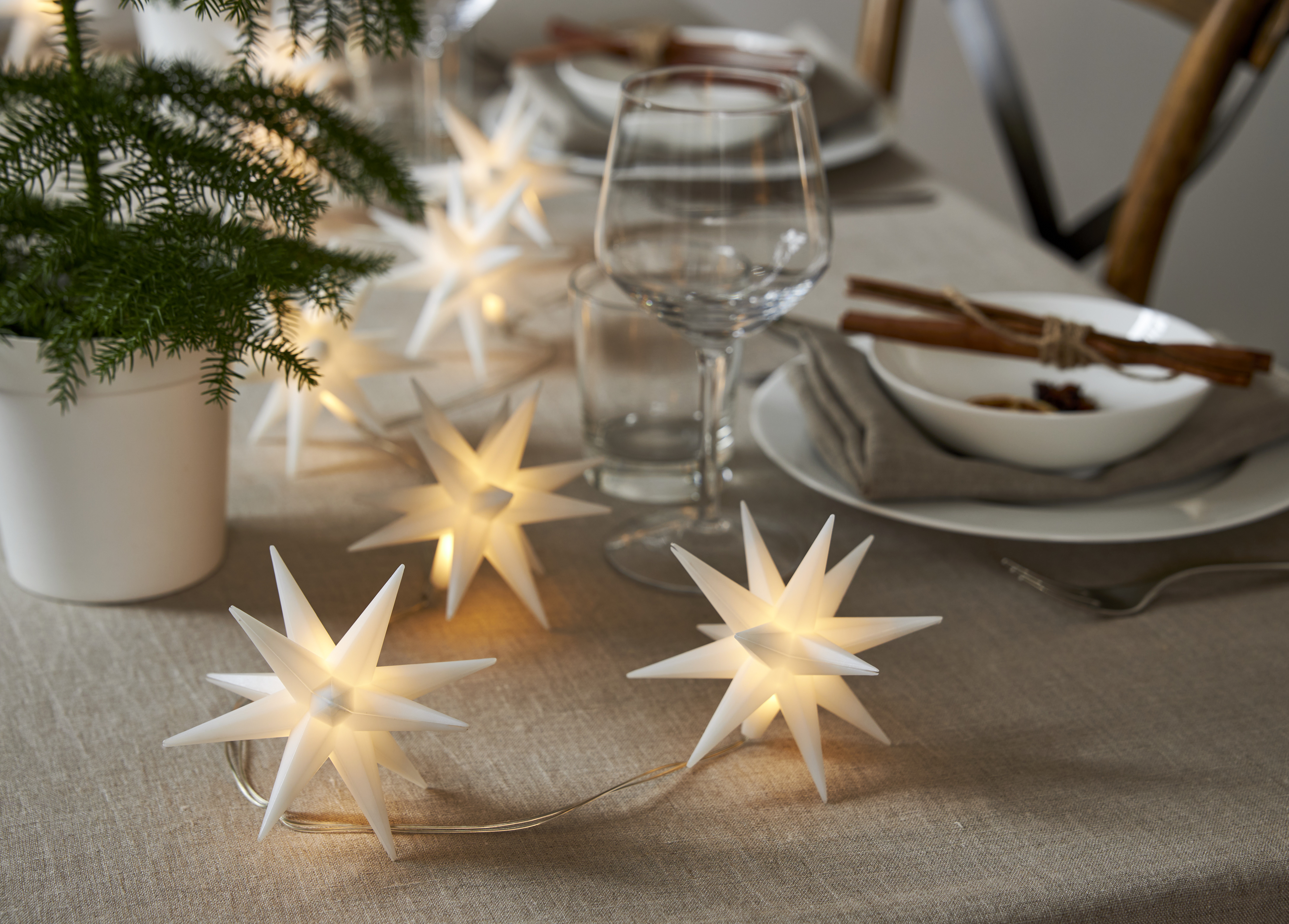 String lights Stars - Warm light - 210 cm - Battery-powered with timer - 3