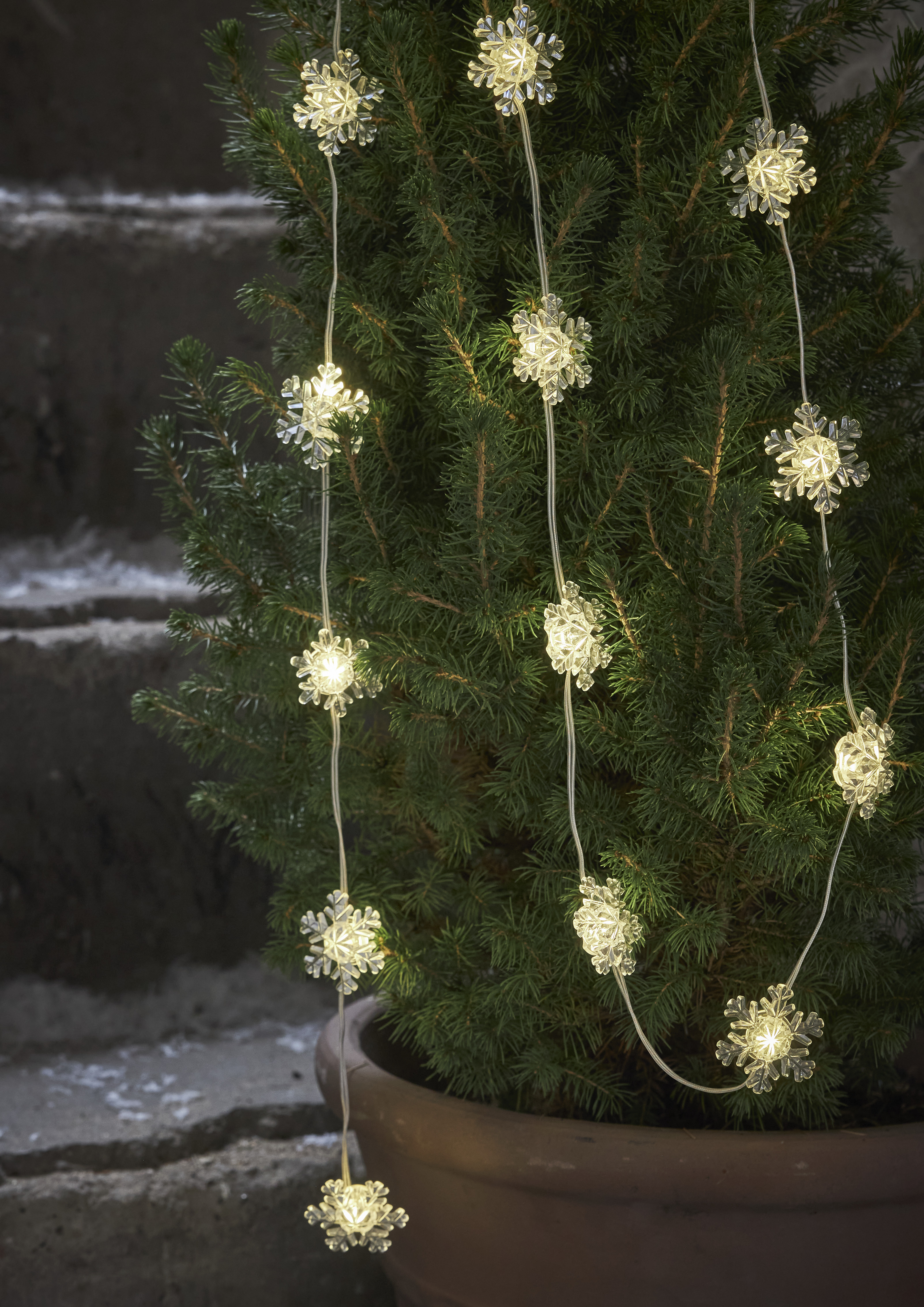 Ljusslinga Snöflingor - Snöstjärnor - Batteridriven med timer - 200 cm - 2