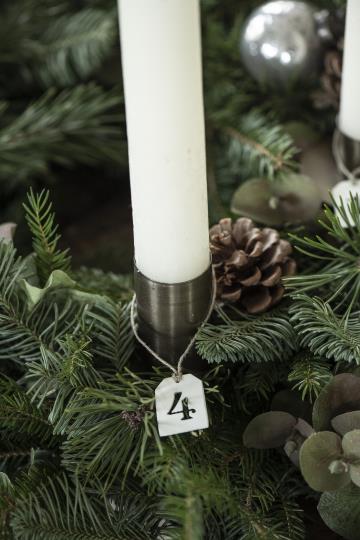 Adventssiffror 1-4 - Etikett - Metall - 3,5x2,5 cm - 6