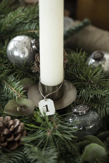 Adventssiffror 1-4 - Etikett - Metall - 3,5x2,5 cm - 5