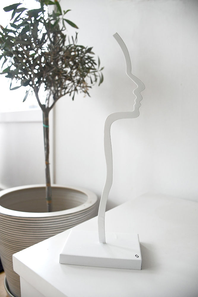 Siluett - Figurin - Staty - Vit - 33 cm - 2