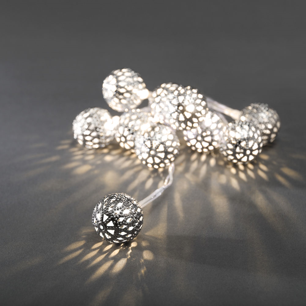 String lights with 10 metal balls - Silver - 0.9 metres - Battery-powered - 2