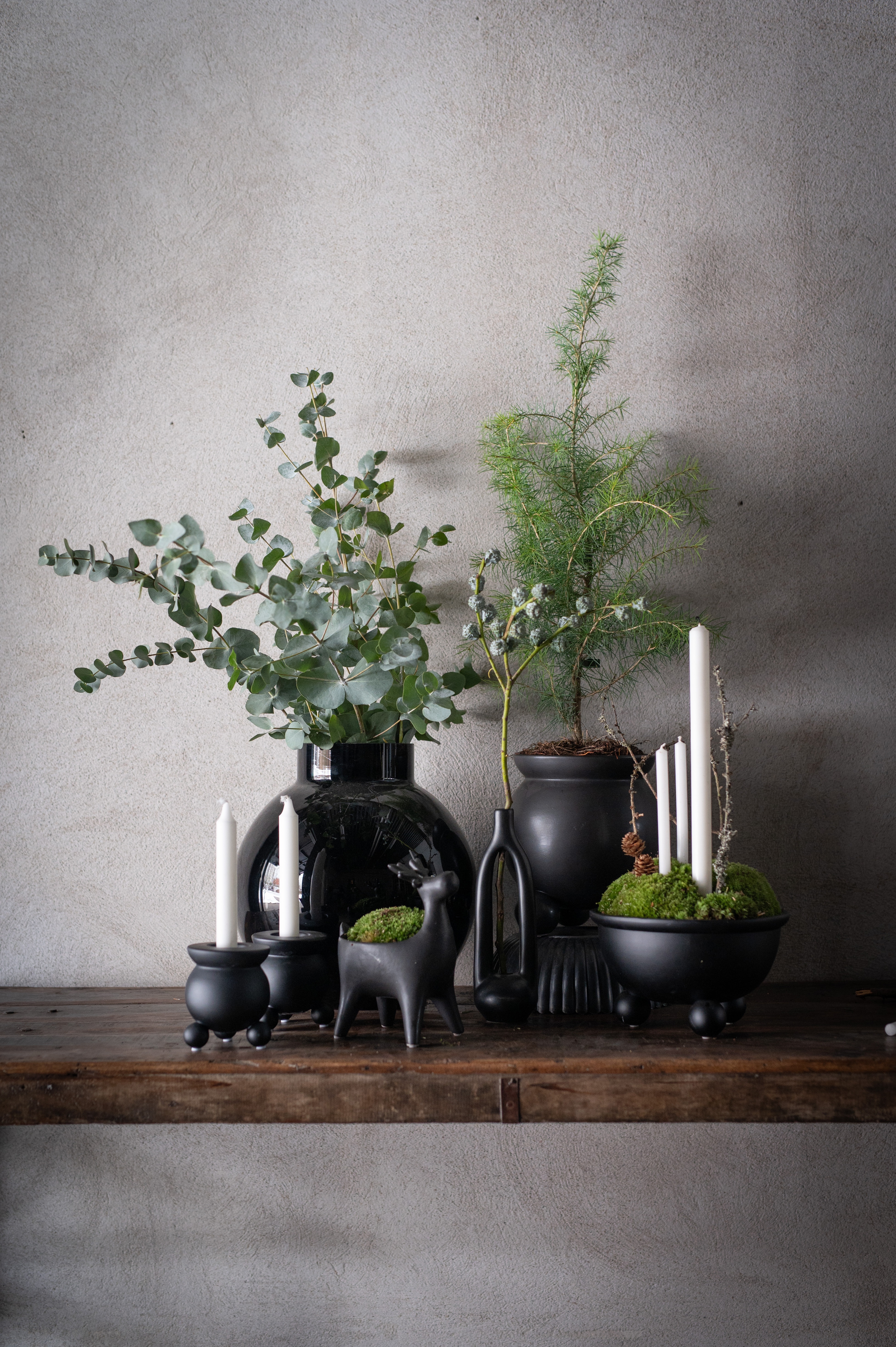 Pot with ball feet - Black - 23x14 cm - 2