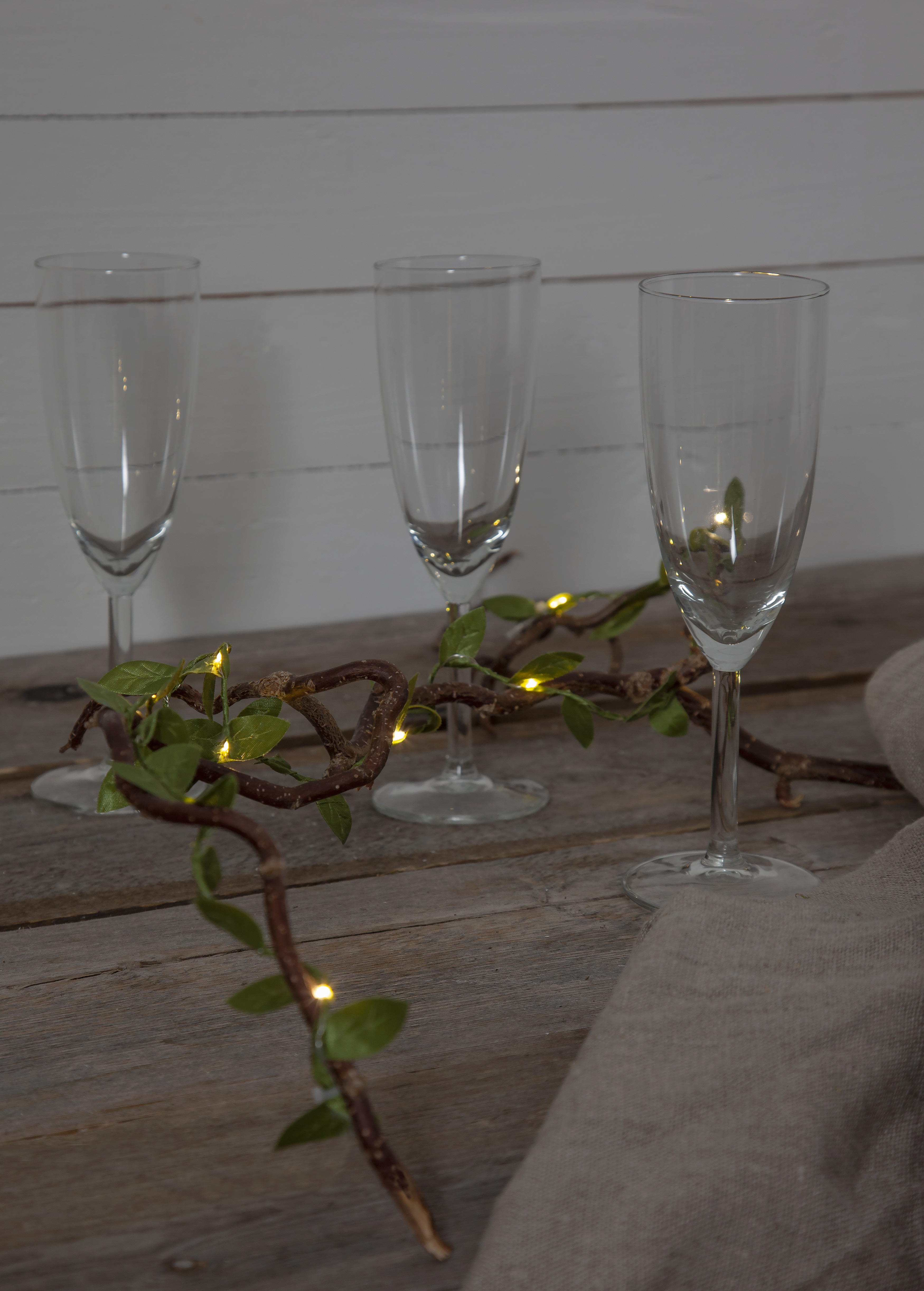 Light garland with leaves - 95 cm - 11
