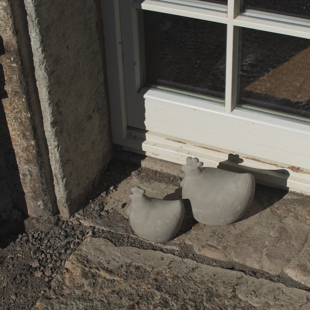 Concrete Hen - Large - Höna - Betong - DBKD - 5