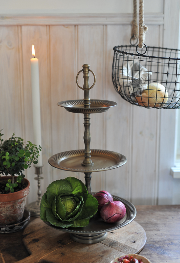 Kakfat – Våningsfat – Metall – 25x45 cm