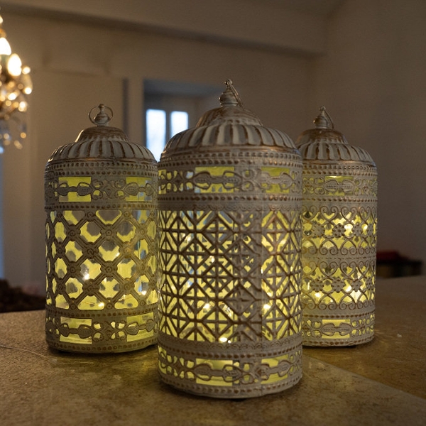 Lykta - Ledlykta - Creme/Gold - 21 cm - 2