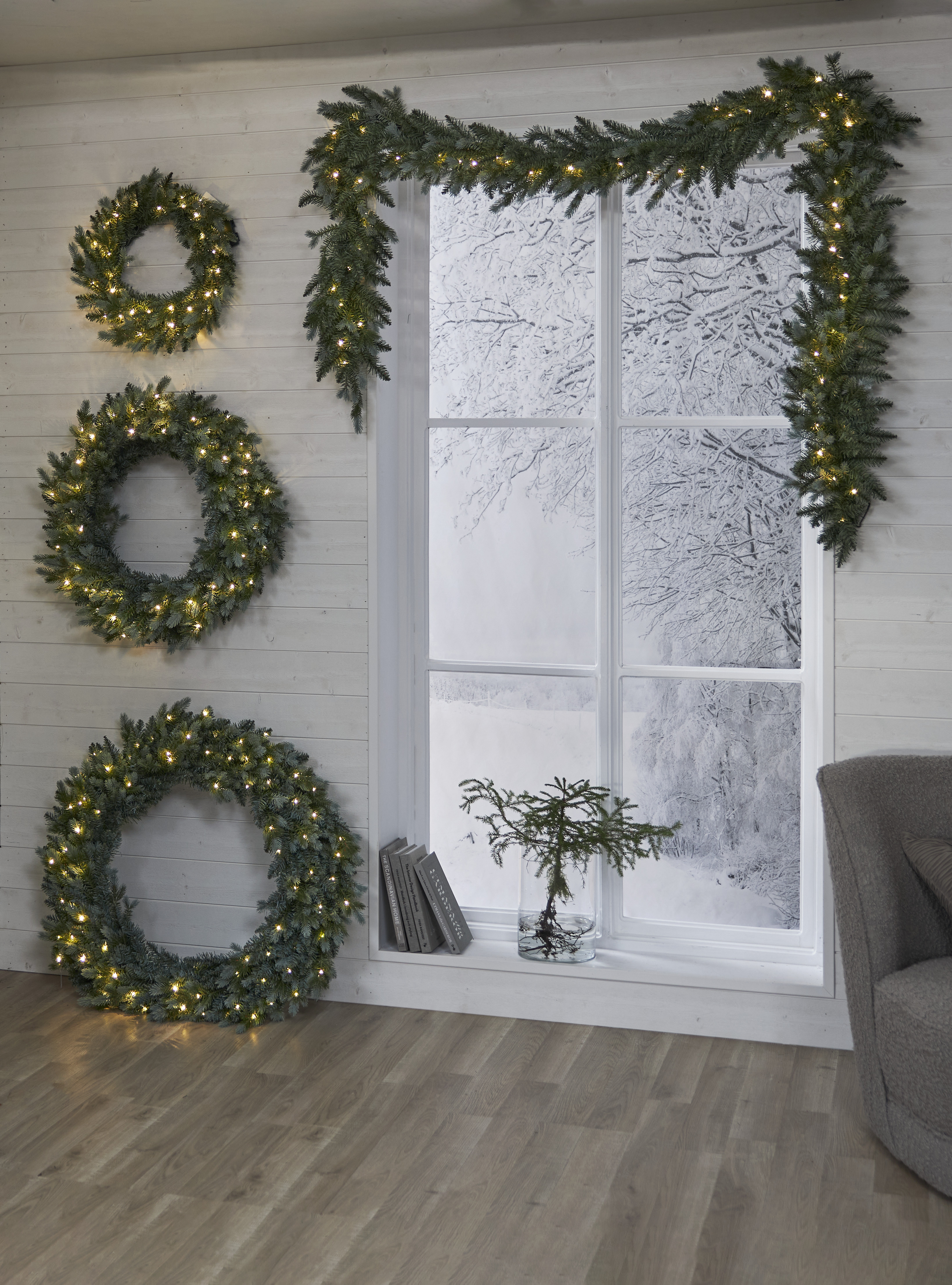 Wreath with lighting - 55x55 cm - 10