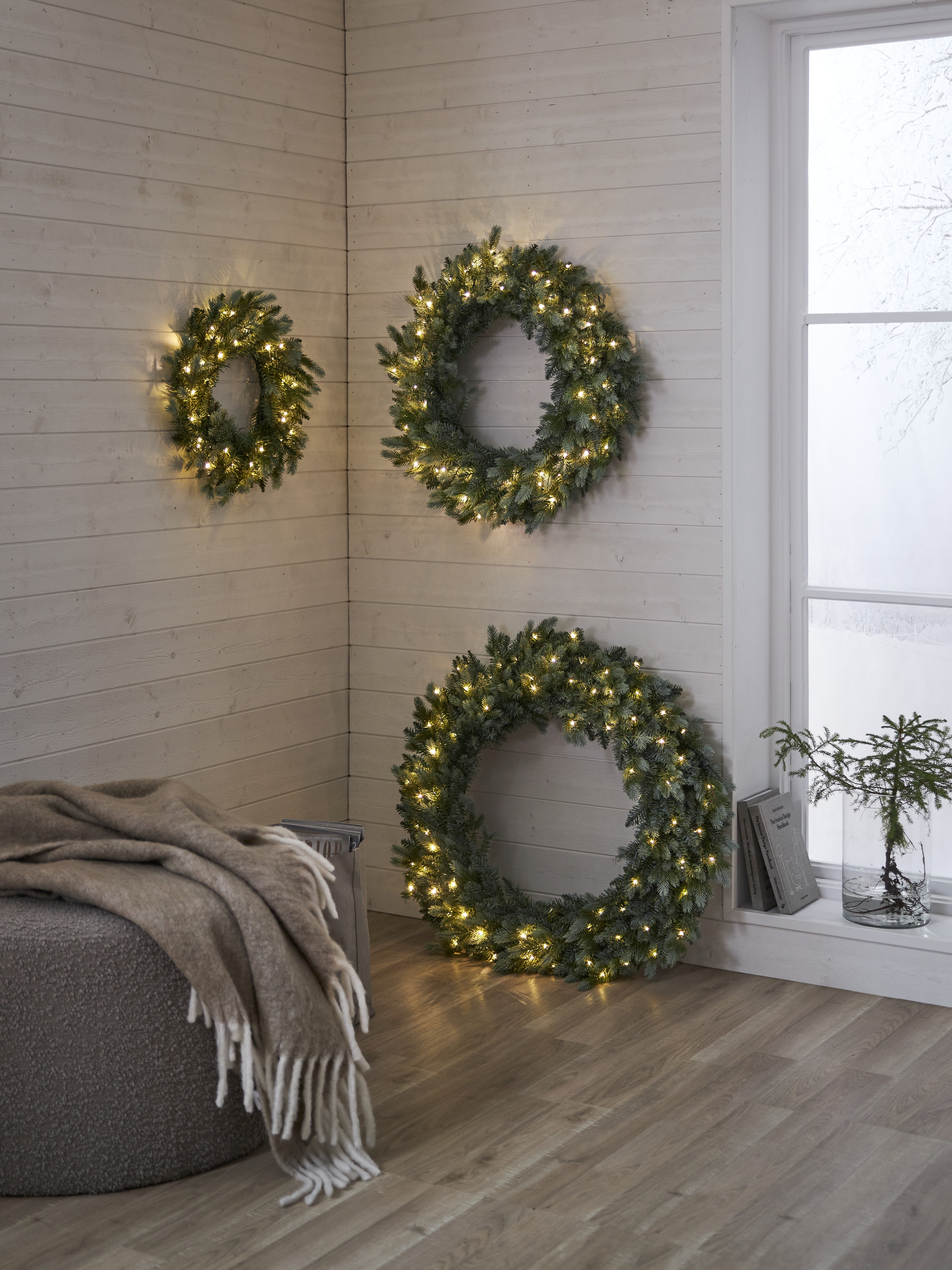 Wreath with lighting - 55x55 cm - 4