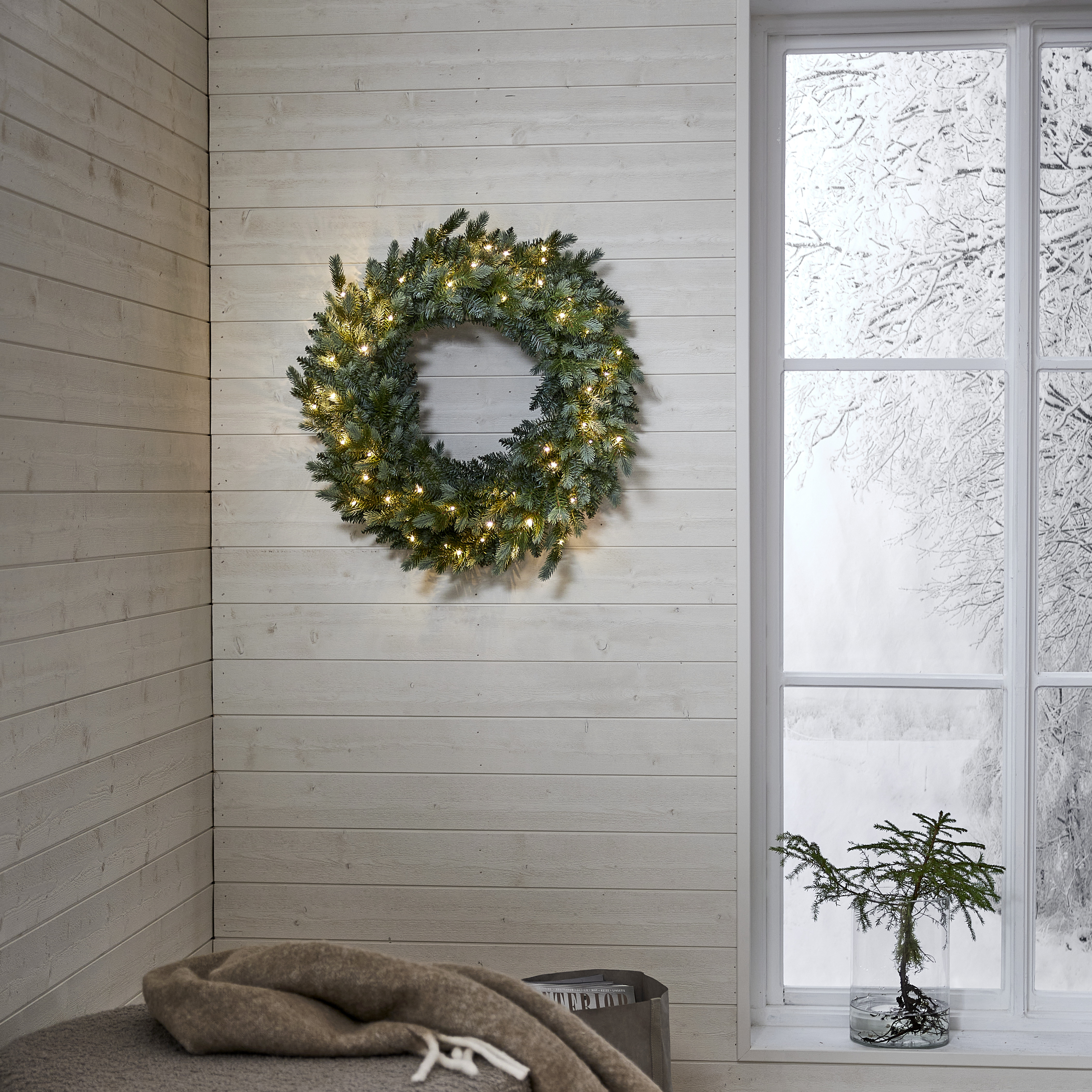 Wreath with lighting - 80x80 cm - 2