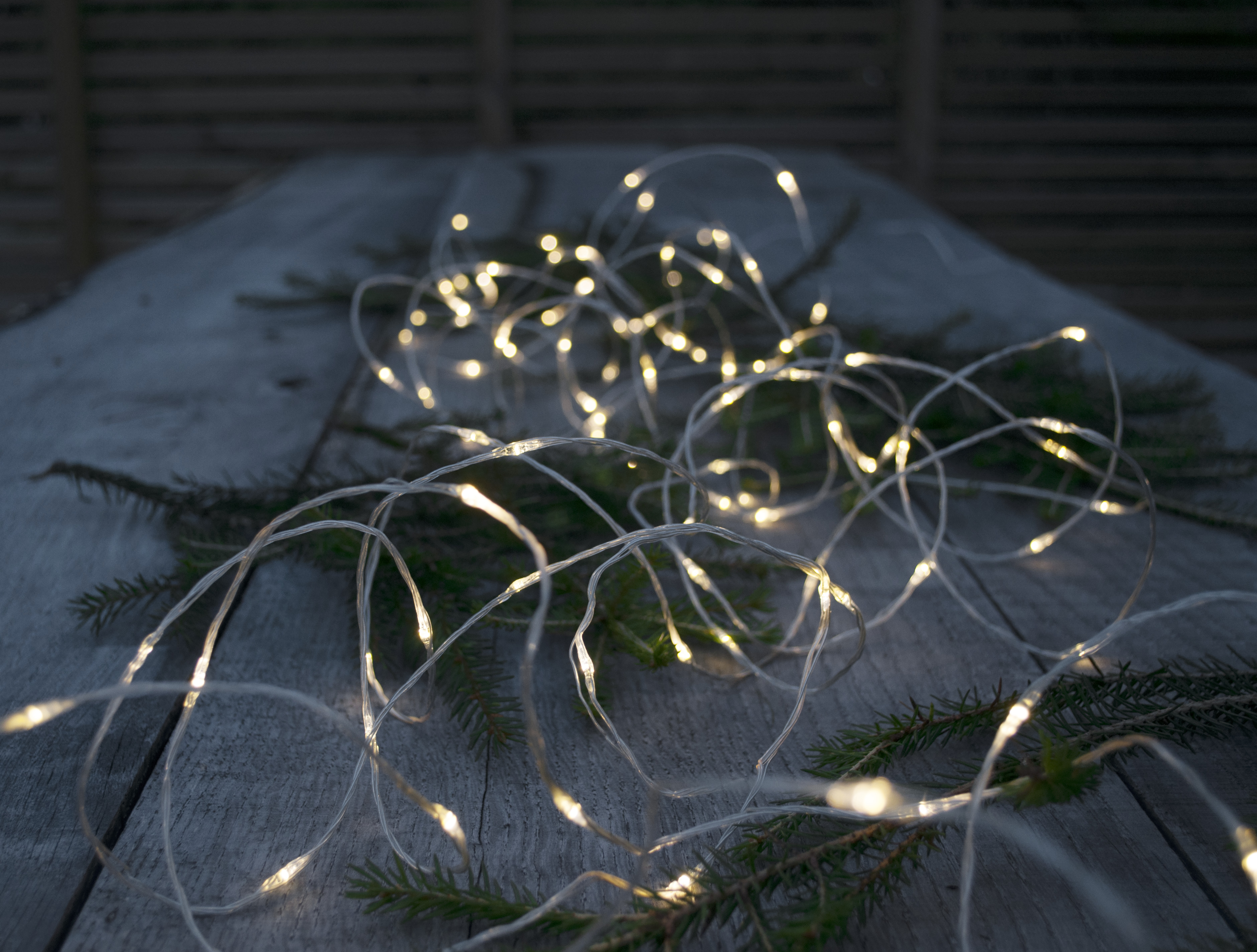 Dew Drop Outdoor String Lights - 8