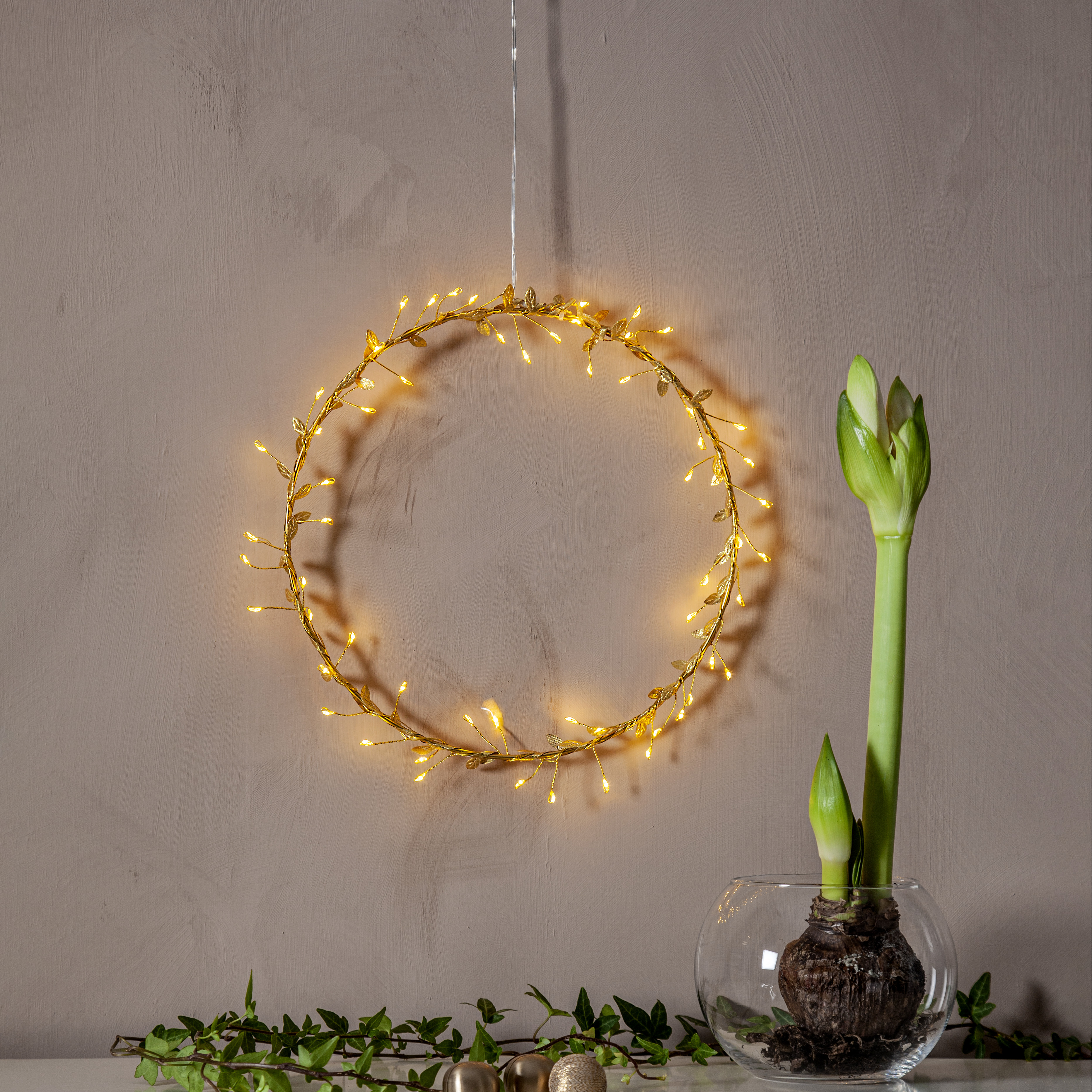 Hanging decoration - Wreath - 28x28 cm