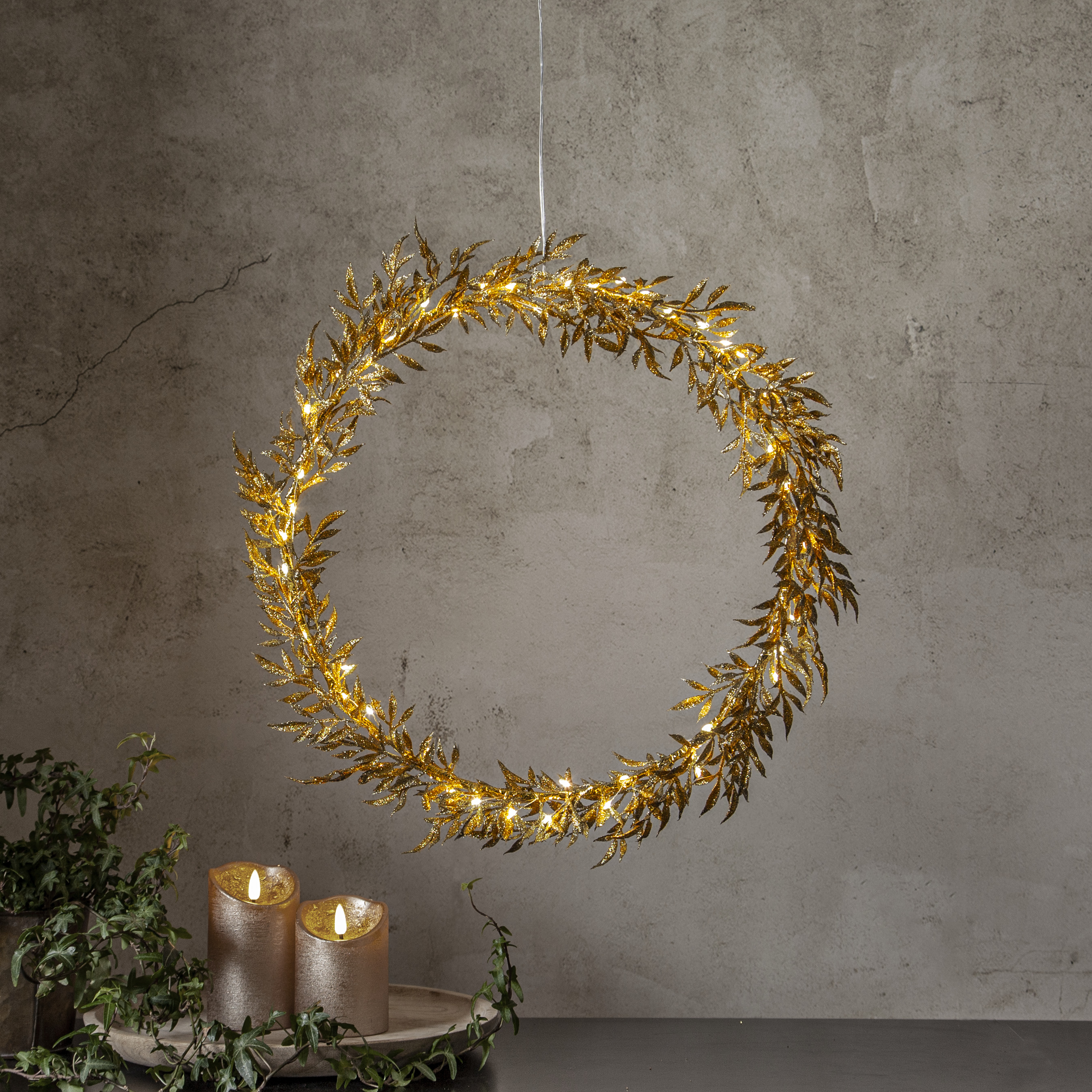 Hanging decoration - Wreath - Gold - 44x44 cm