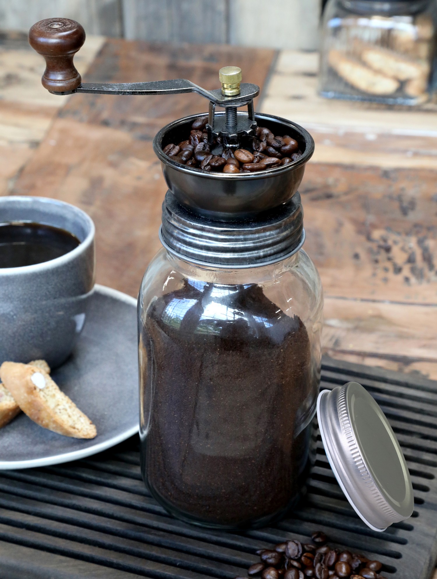 Coffee grinder with lid + extra lid - 28 cm