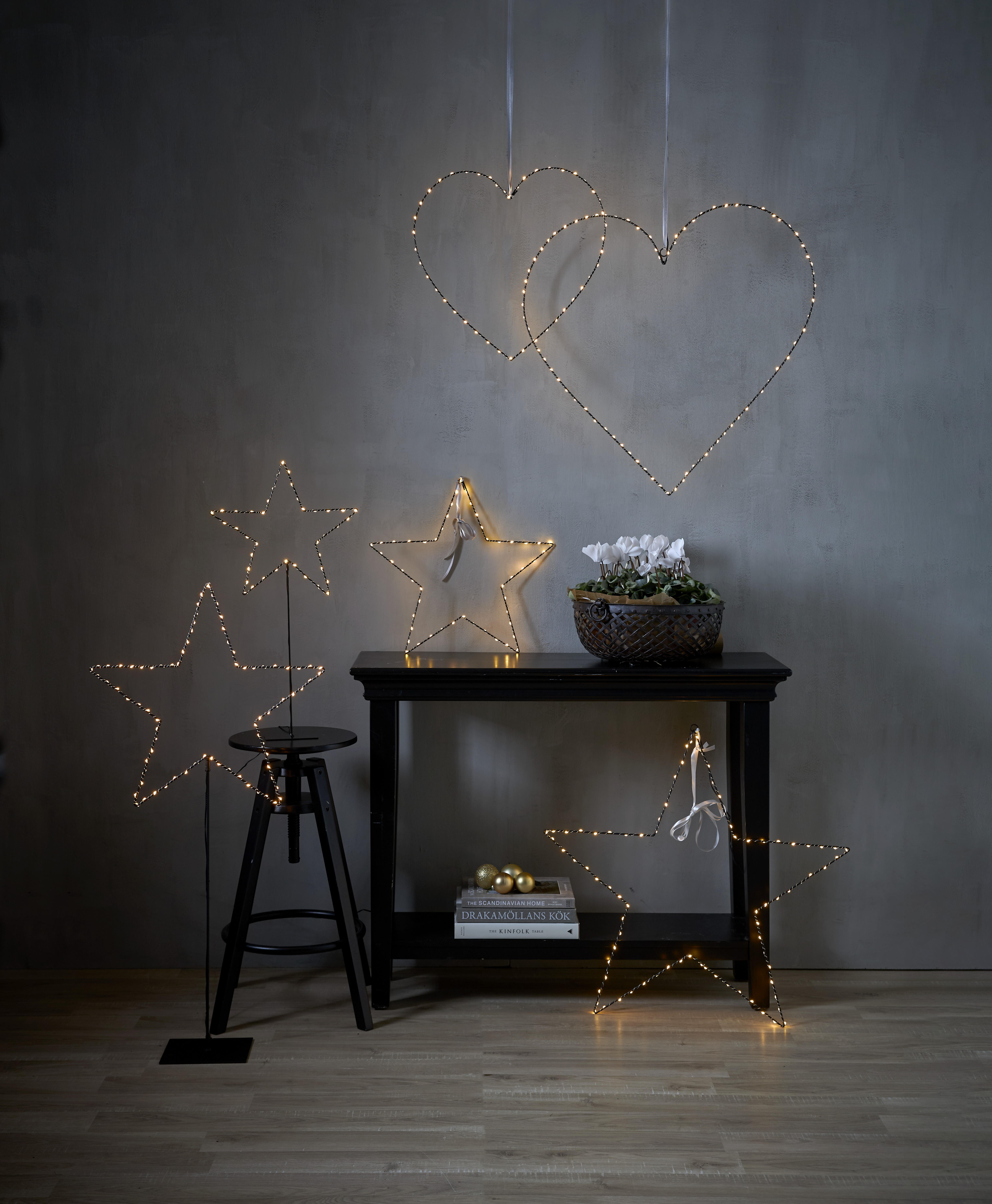 Hanging heart with lighting - 45x45 cm - 4