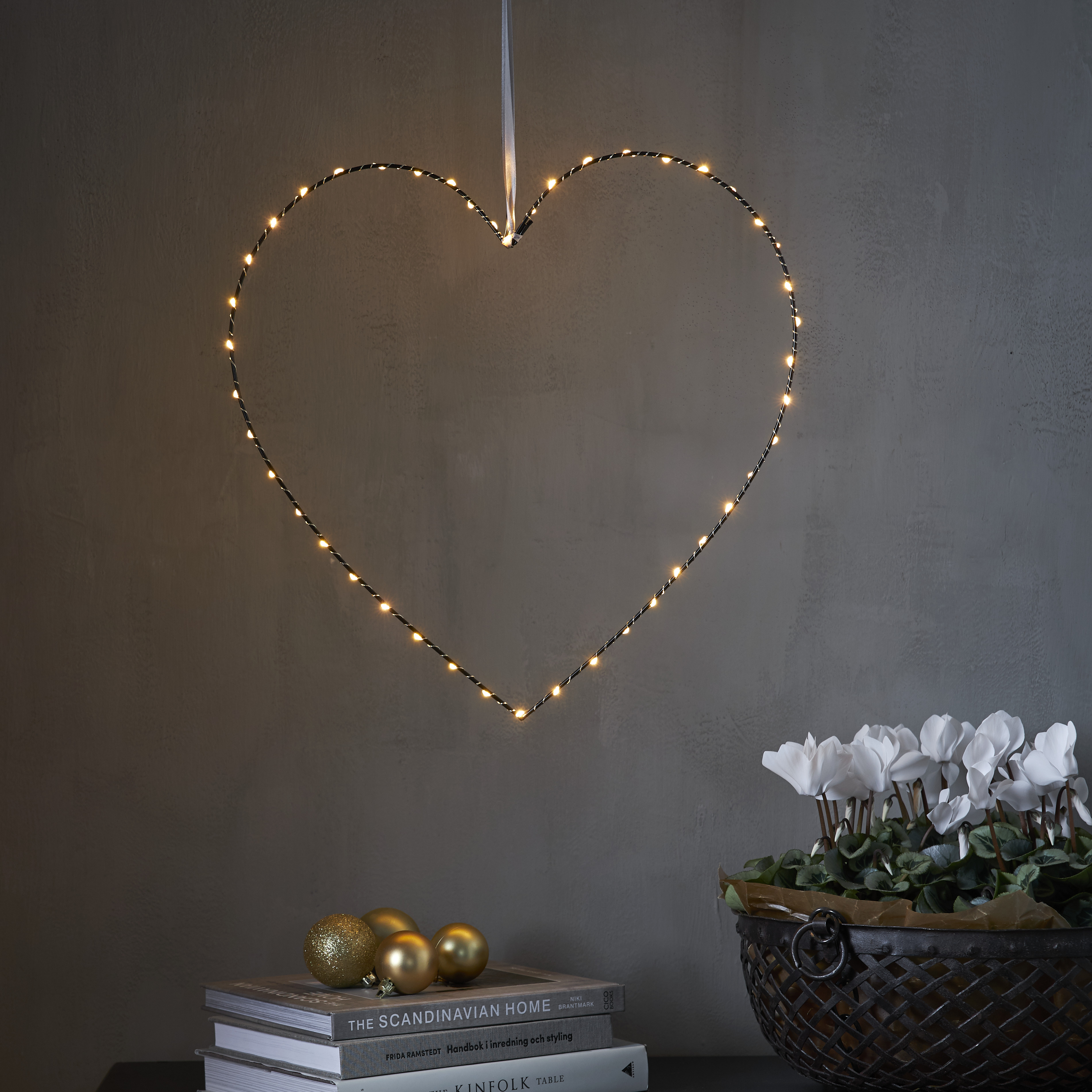 Hanging heart with lighting - 45x45 cm - 2