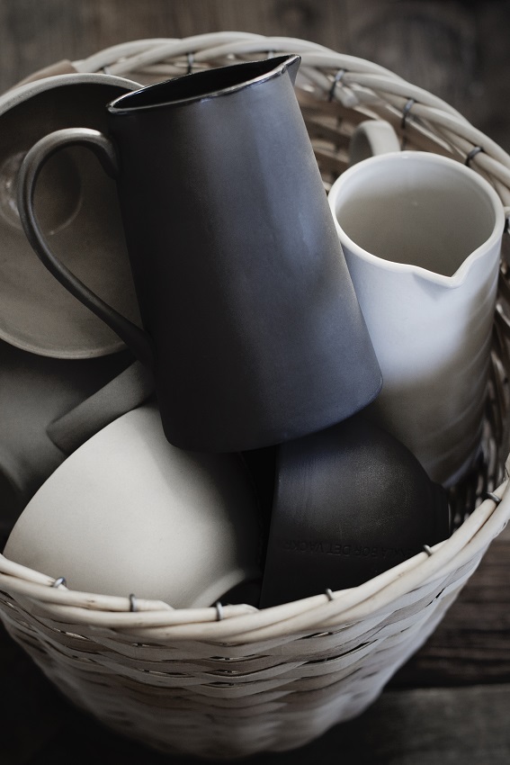 ERNST MILK JUG / JUG DARK GREY - 3