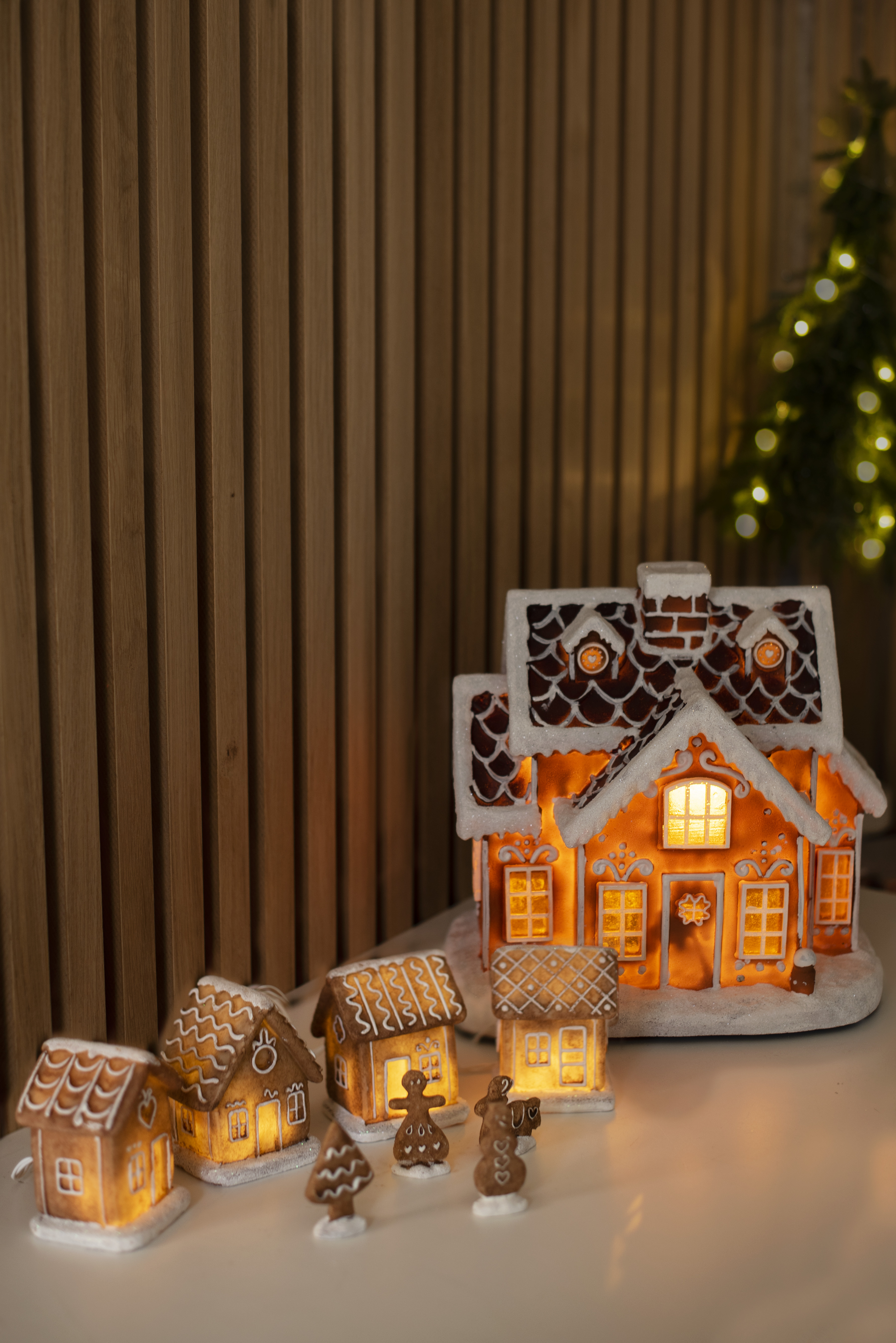 Gingerbread house - Ginger House - 24.5x26 cm - 5