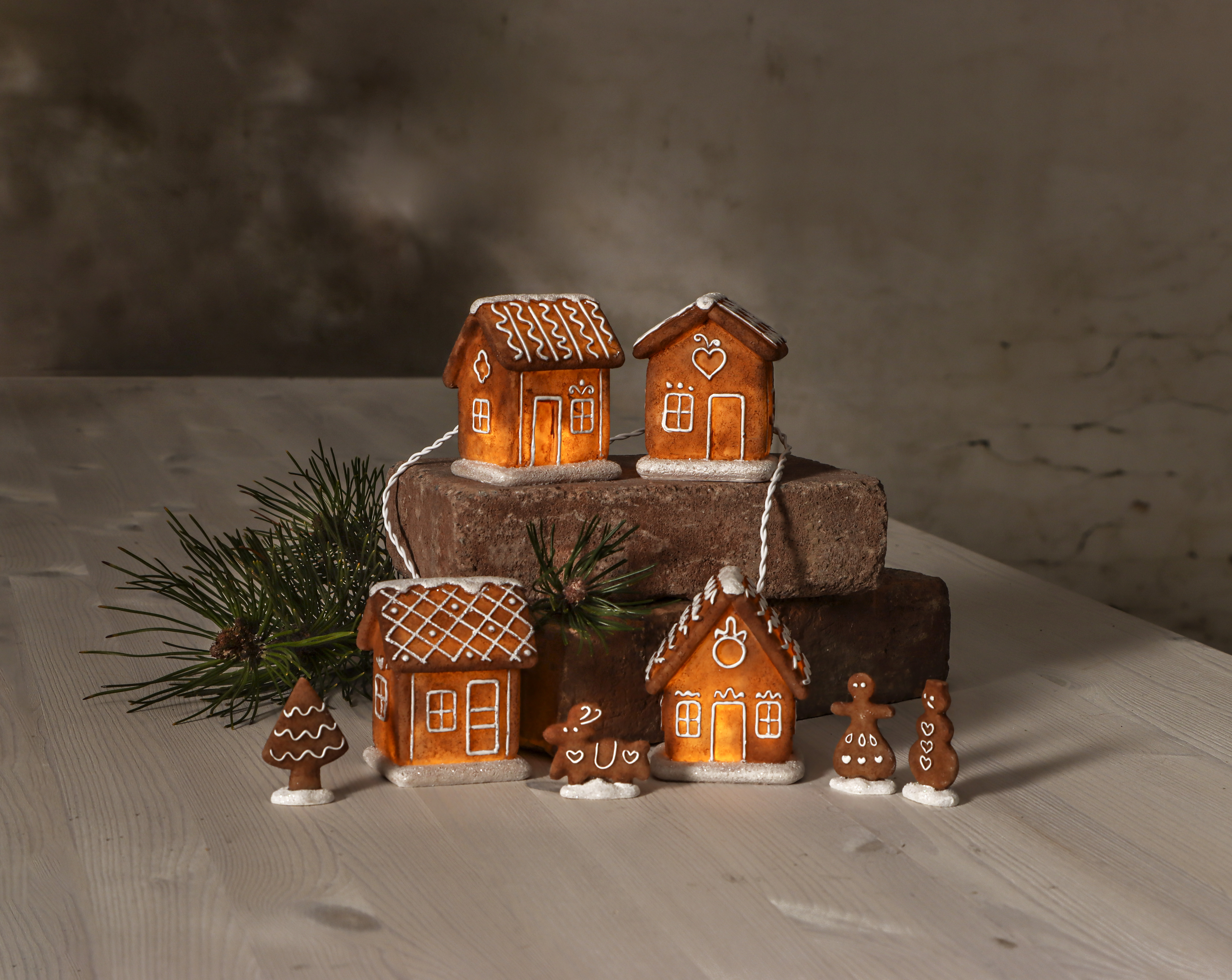 Pepparkaksland - Pepparkakeland - 8 delar - 4