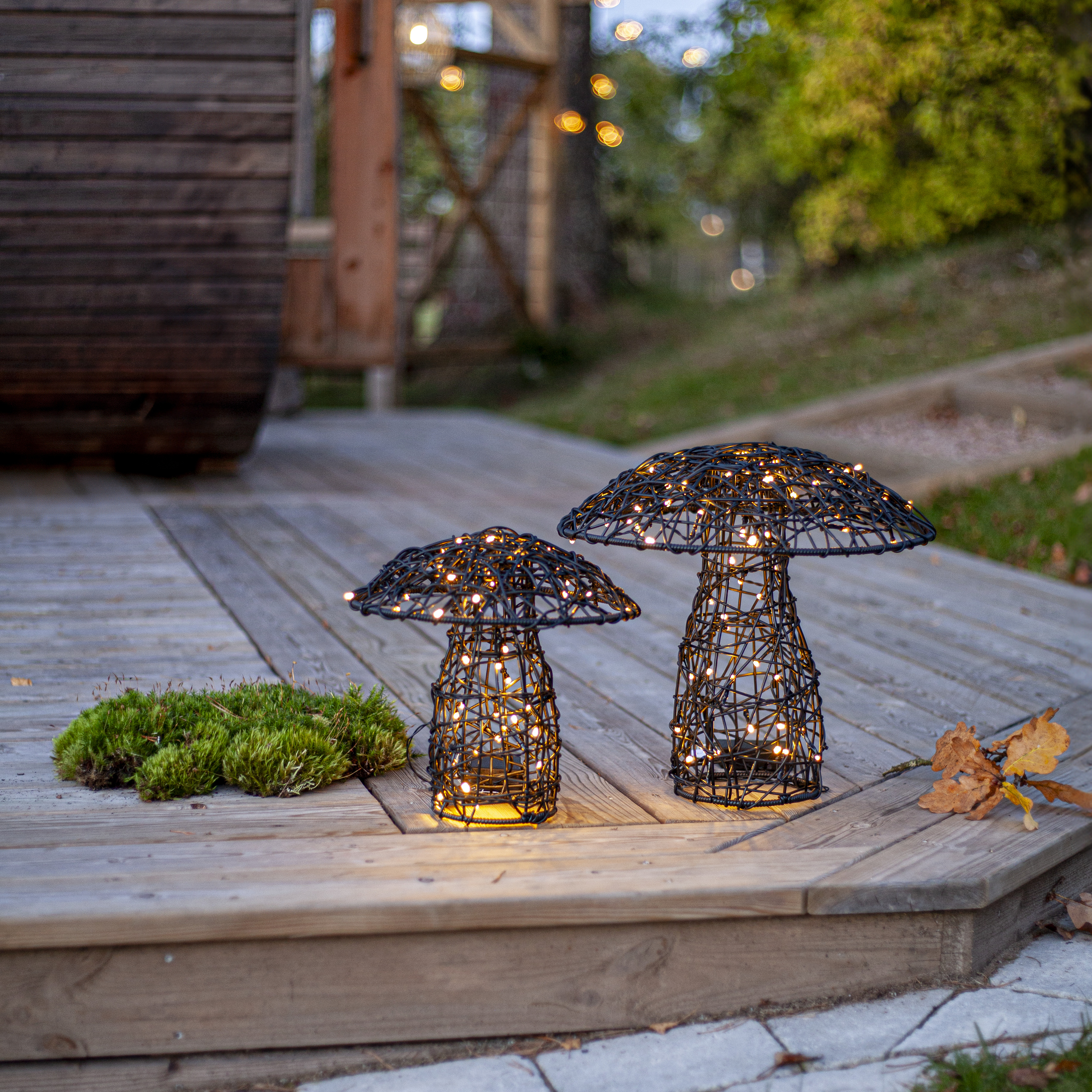 Lamp - Mushroom - Outdoor decoration - Battery-powered - Timer - 37x34 cm - 3