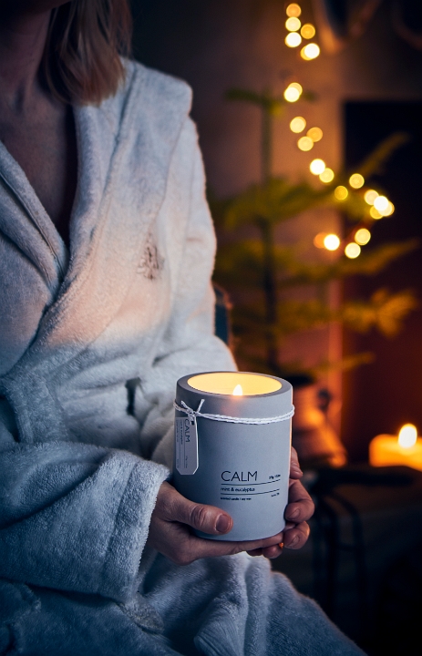 Scented candle - Concrete - Lemongrass & Cardamom - 4