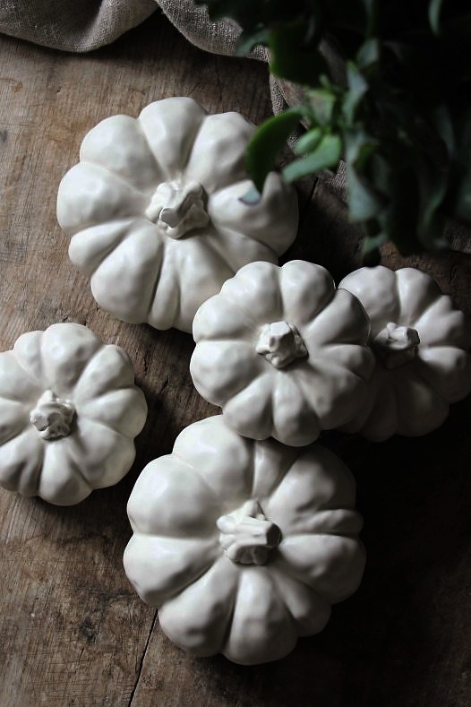 Pumpkin - Large - White - Ceramic - 10