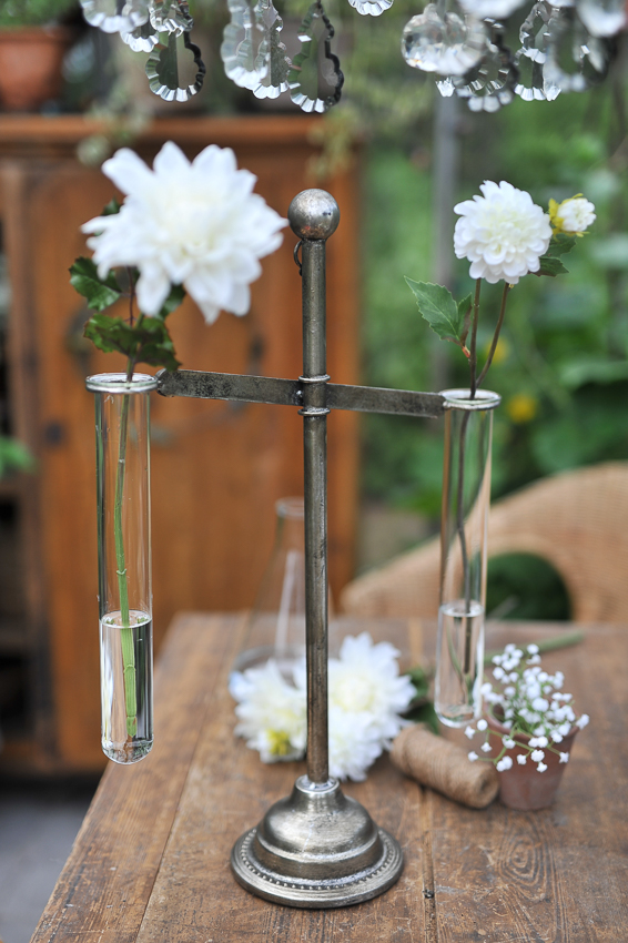 Weighing scale - Vase - Test tube - Antique silver