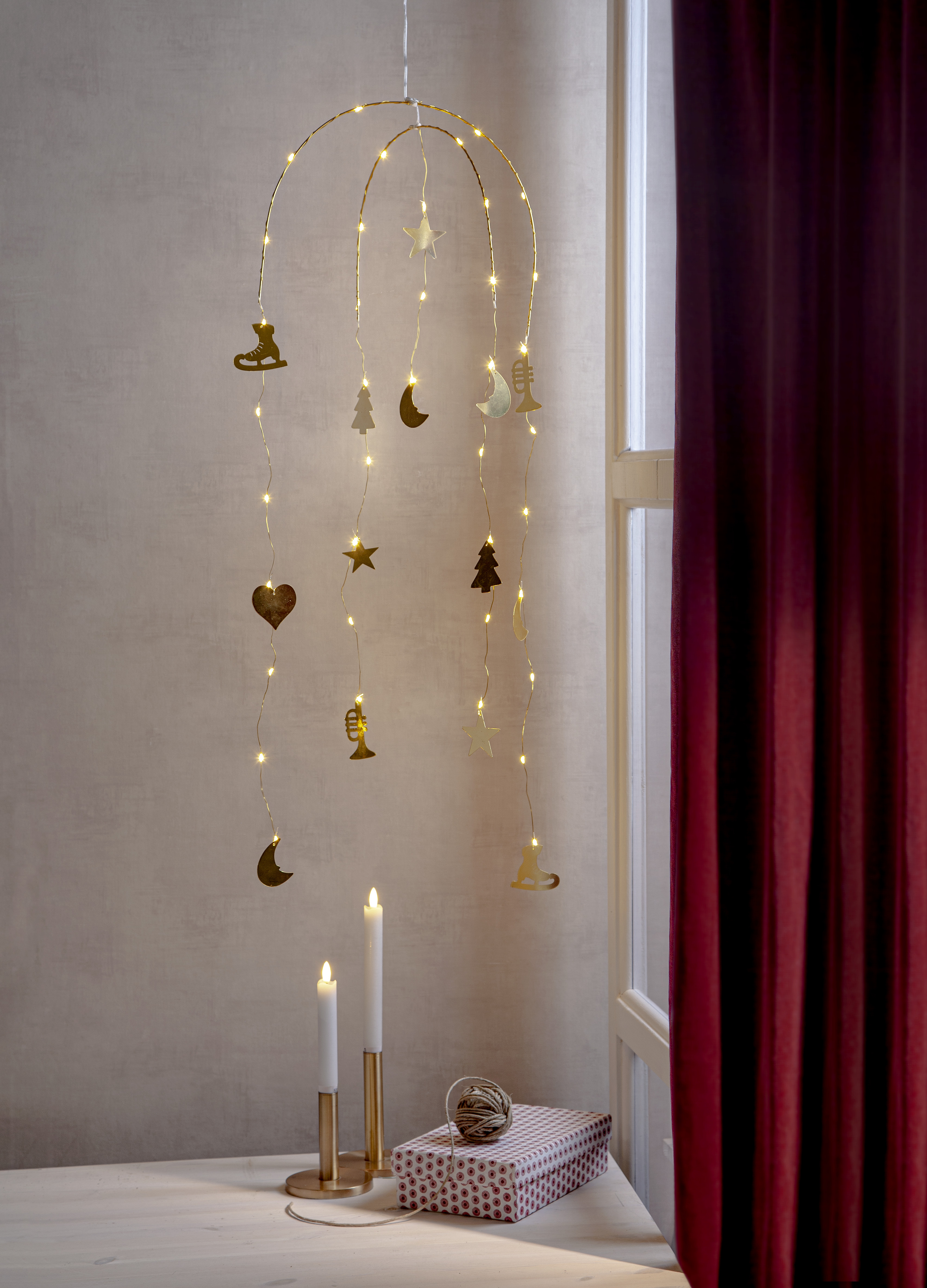 Mobil - Ornament - Belysning - 32x90x27 cm - 2