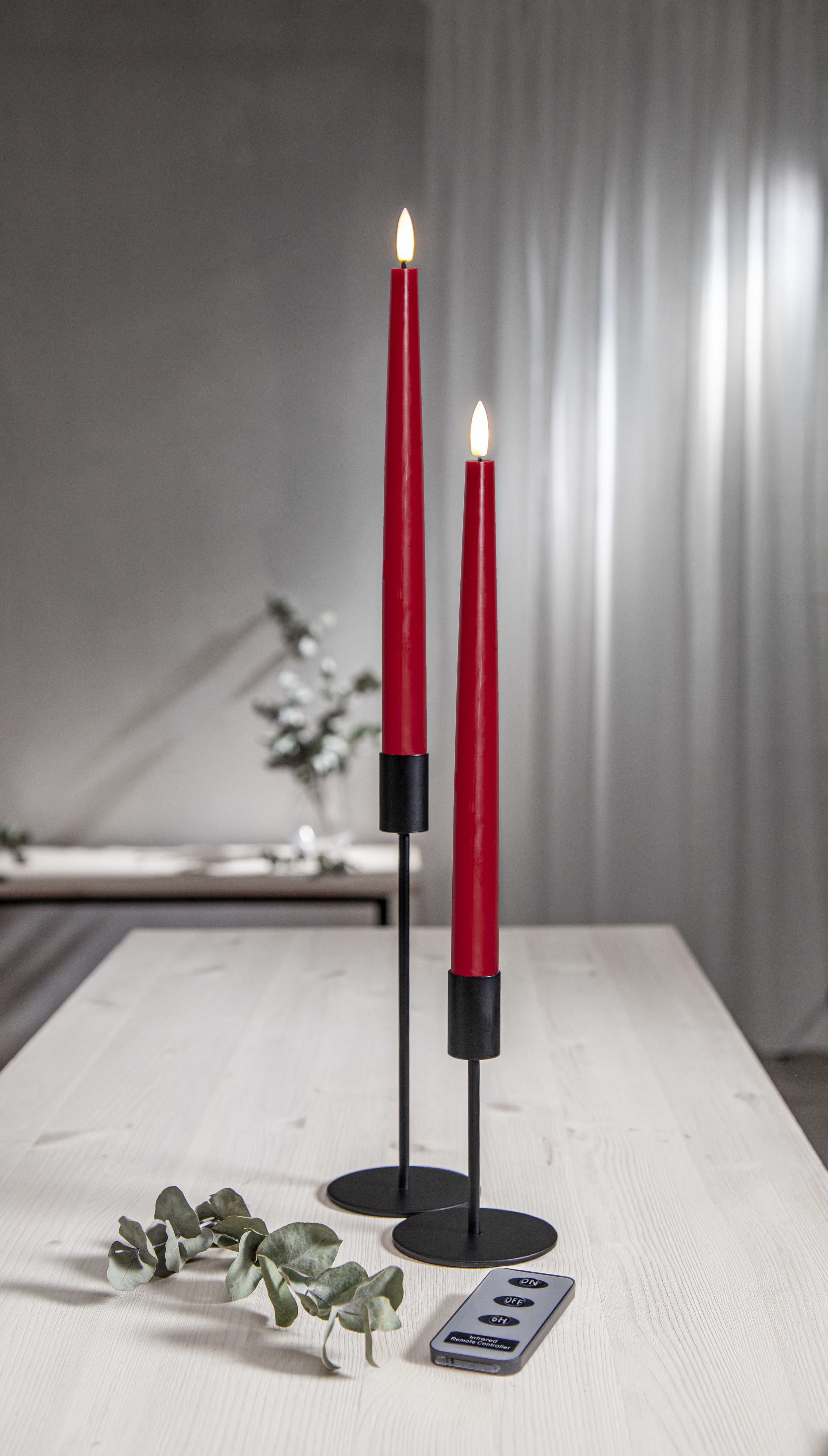 Battery lights - Slim antique candles/crown candles with remote control - 2-pack - Red - 3