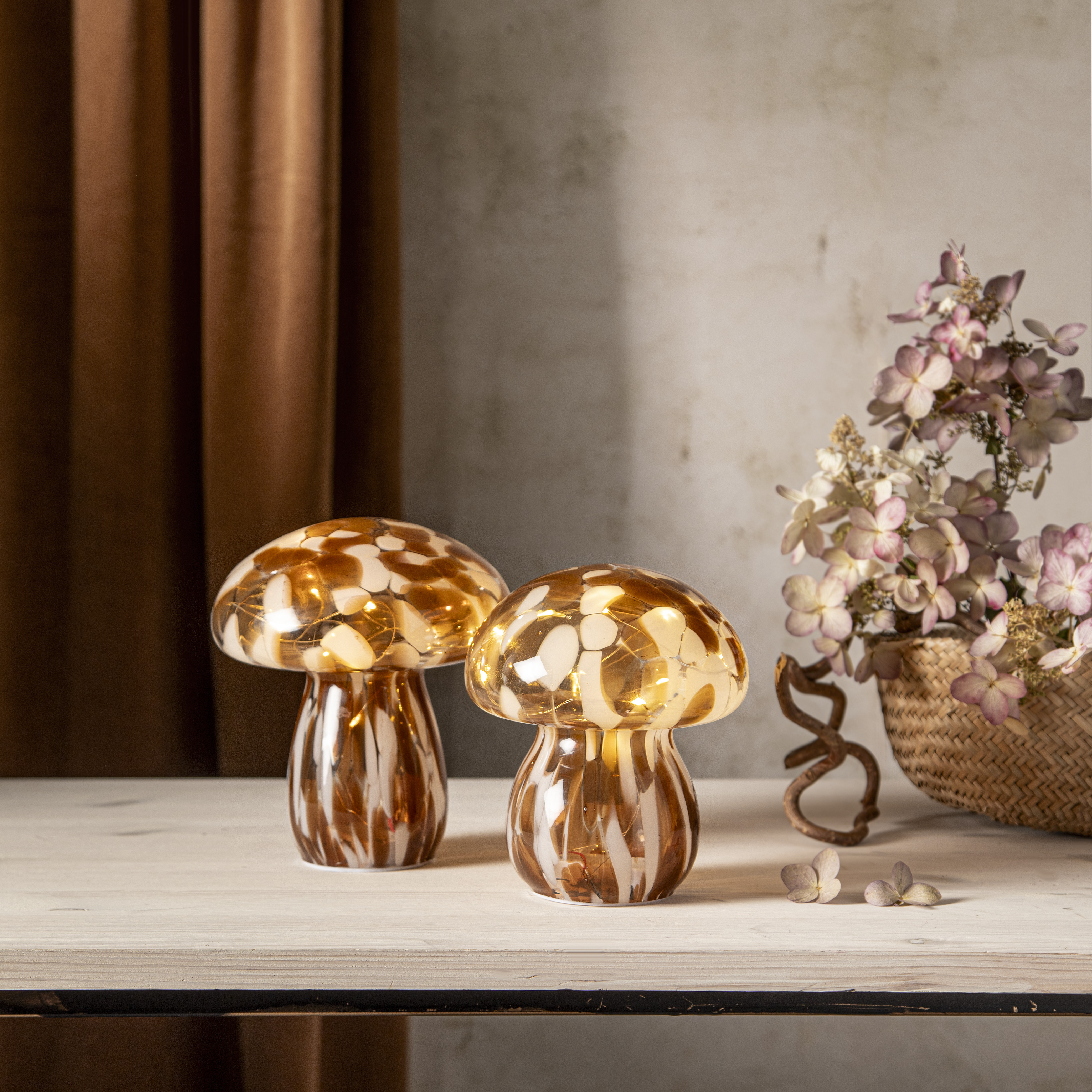 Table lamp - Mushroom - Glass - Battery operated - Timer - Ø15x17 cm - 3