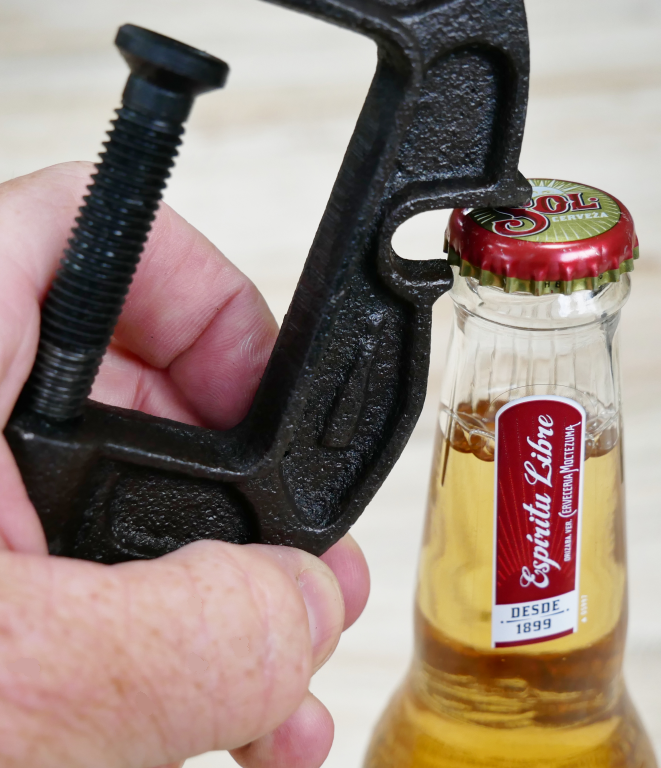 Bottle opener - Cast iron - Tving - Industrial - 13x8 cm - 2