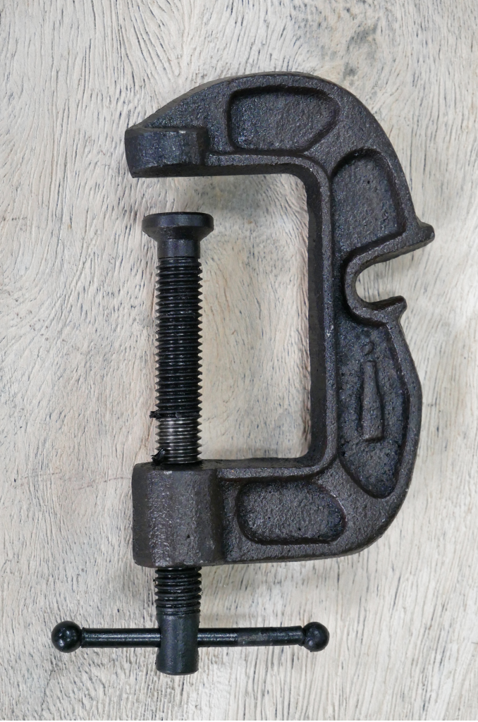 Bottle opener - Cast iron - Tving - Industrial - 13x8 cm
