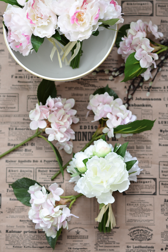 HYDRANGEA SPRIG - LIGHT PINK - 25 CM - 6