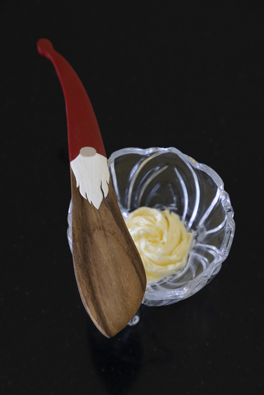 Smörkniv - Trä - Tomte - 18 cm  - 2