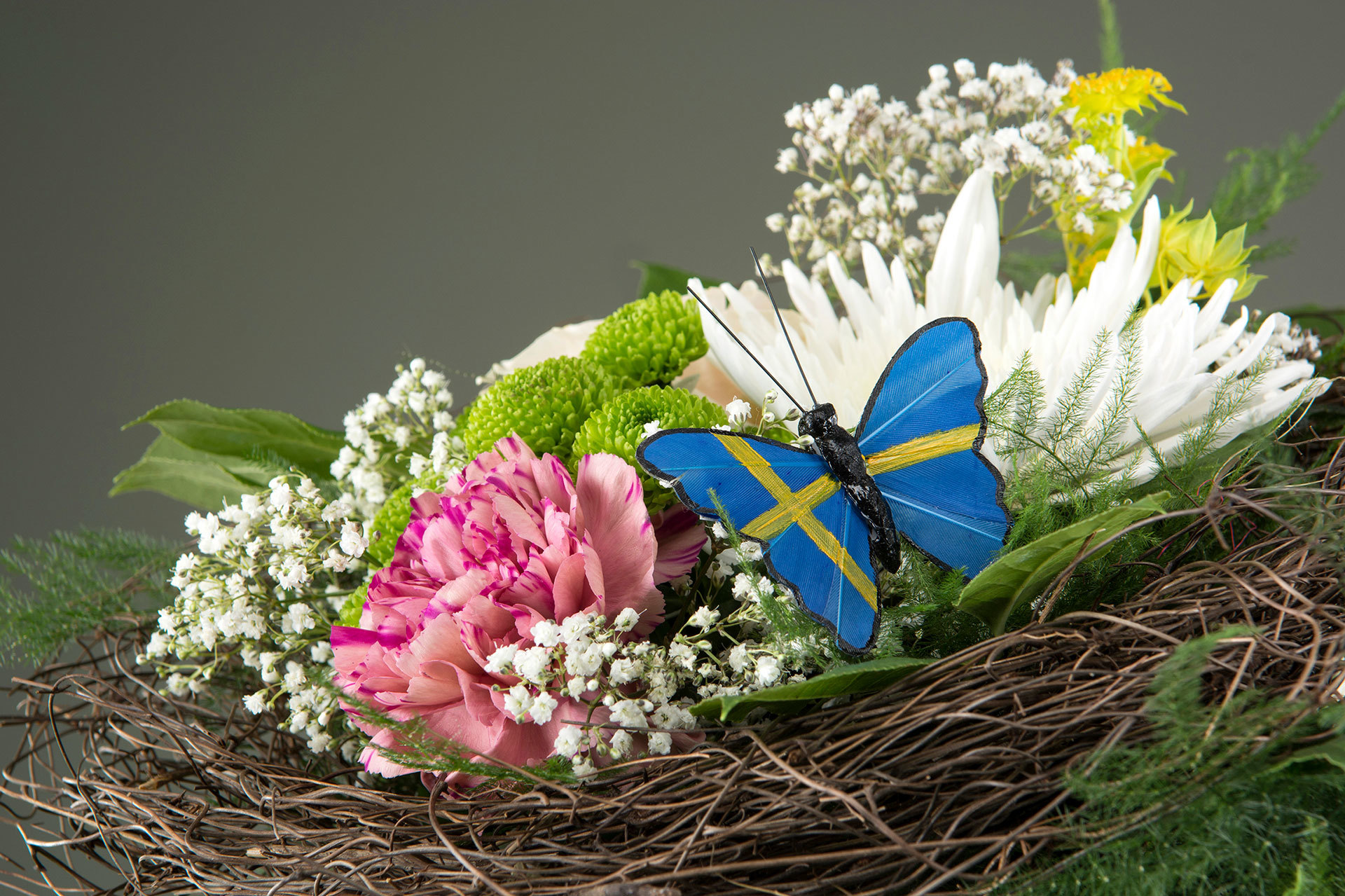 Butterfly/Stick Sweden Flag - 9 cm - 4