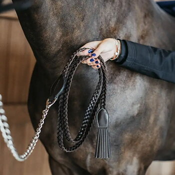 DYON PLAITED LEADROPE WHIT CHAIN