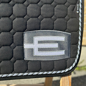 EQUILINE HOPPSCHABRAK MED E-LOGGA BLACK/GRAY/SILVER