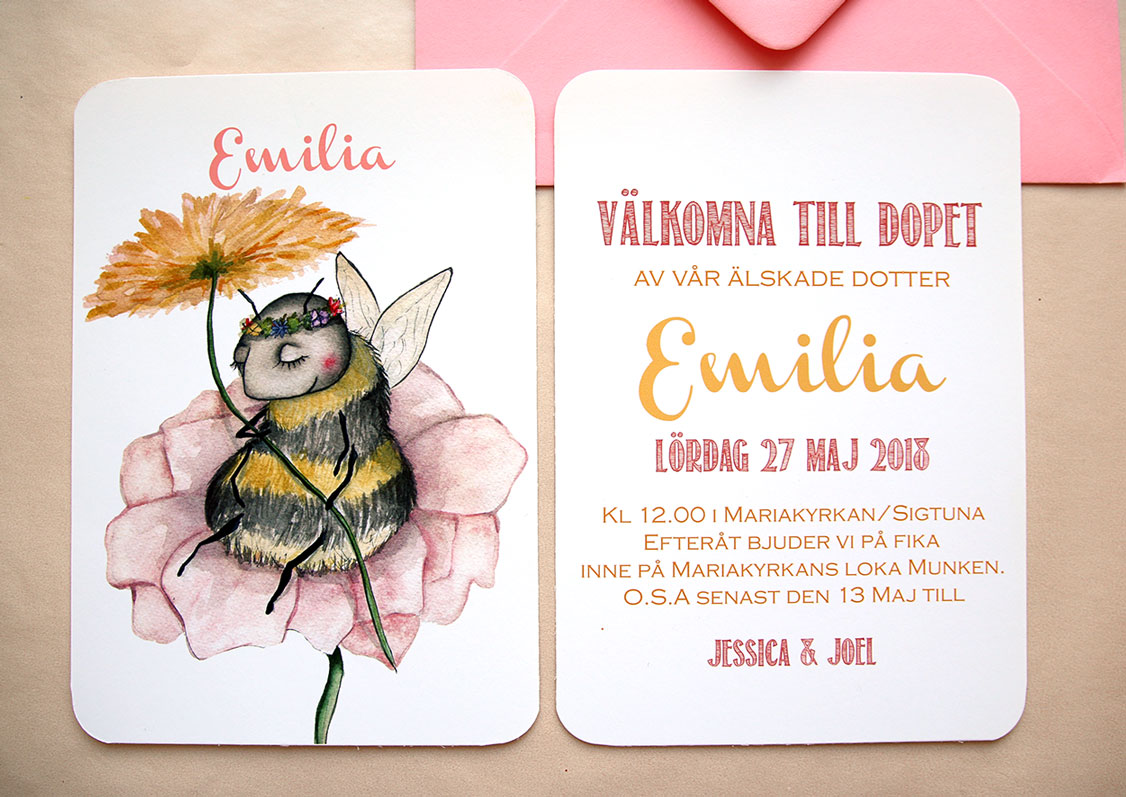 Invitation cards bumble bee
