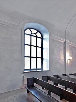 OVANÅKERS KYRKA