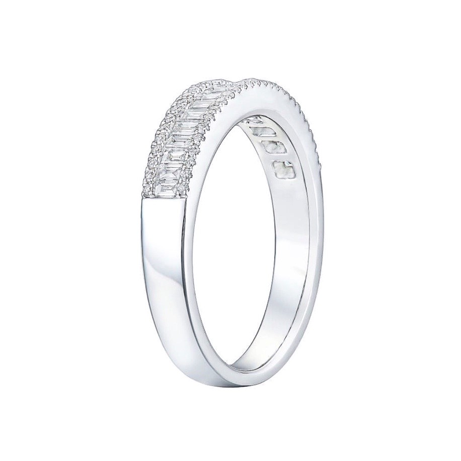 Baguette cut three row diamond ring petite - 3