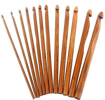 N008 - Set med 12 st. virknålar i finaste bambu