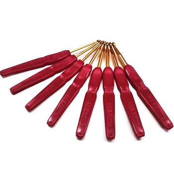 N143 - Set med 8 st. ergonomiska virknålar