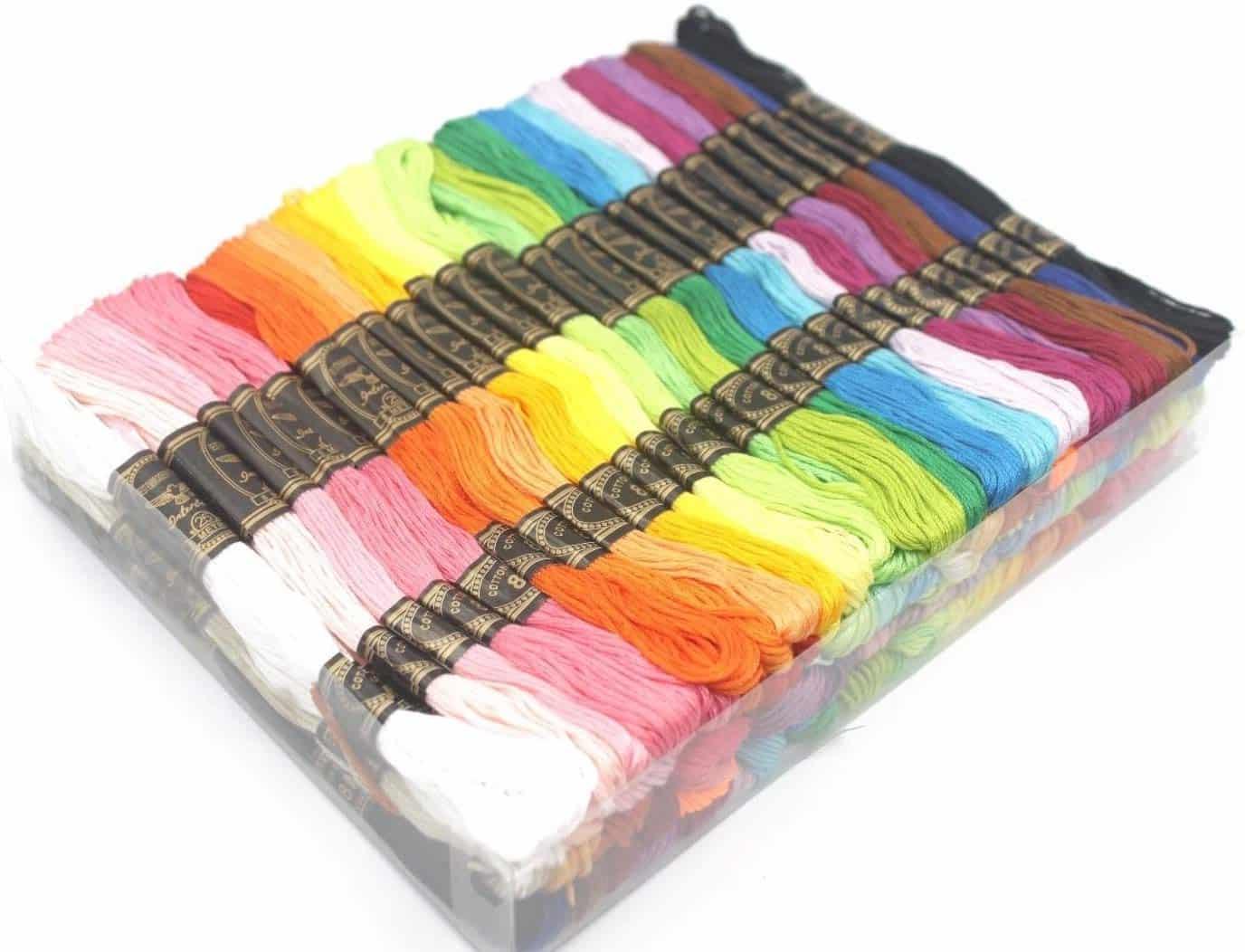 100 dockor broderigarn / moulinegarn