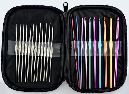N099 - Set med 22 st. virknålar i aluminium och rostfritt stål