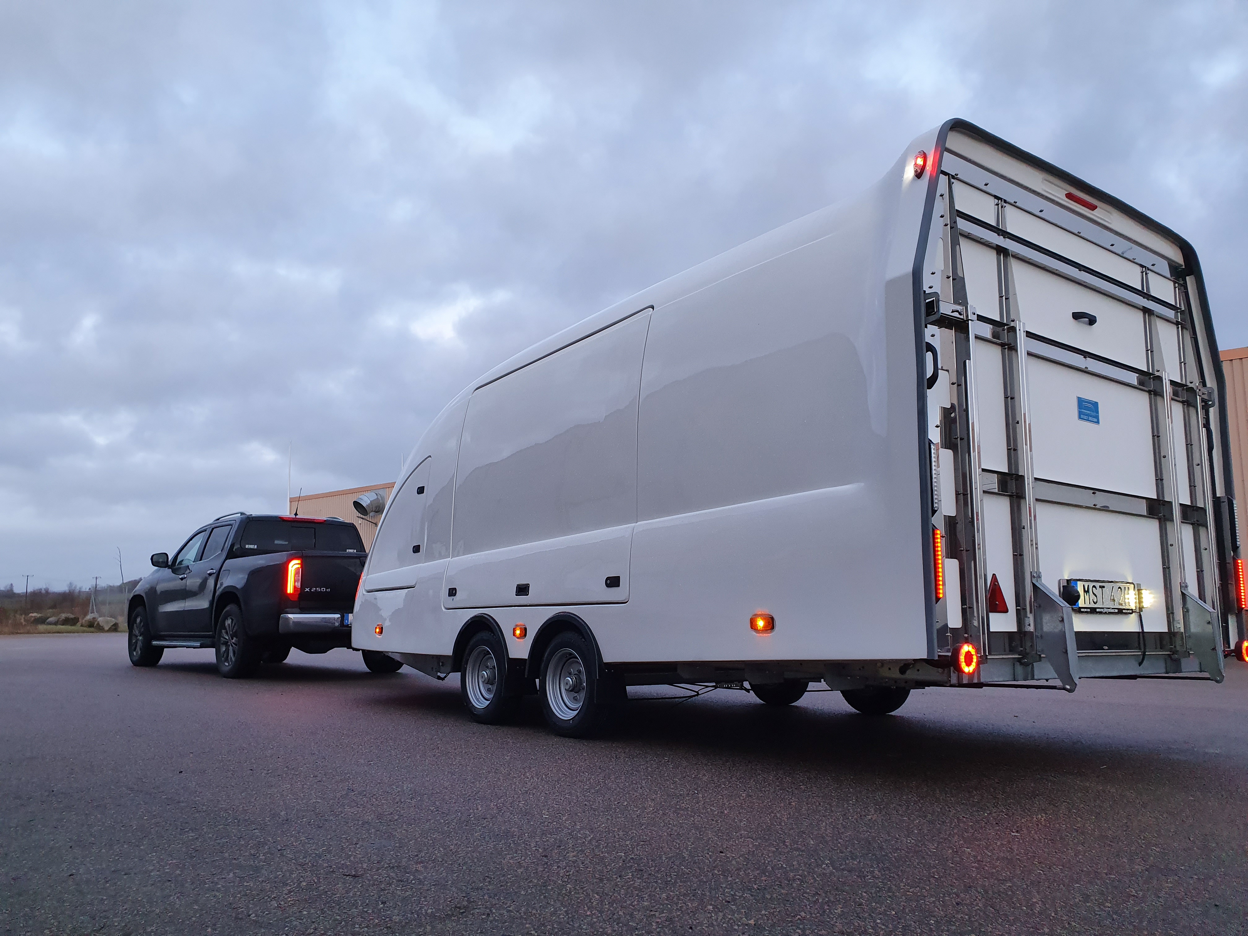 Denna Racetrailer går till dalarna för att göra Rally SM 2020 lättare för kunden. 