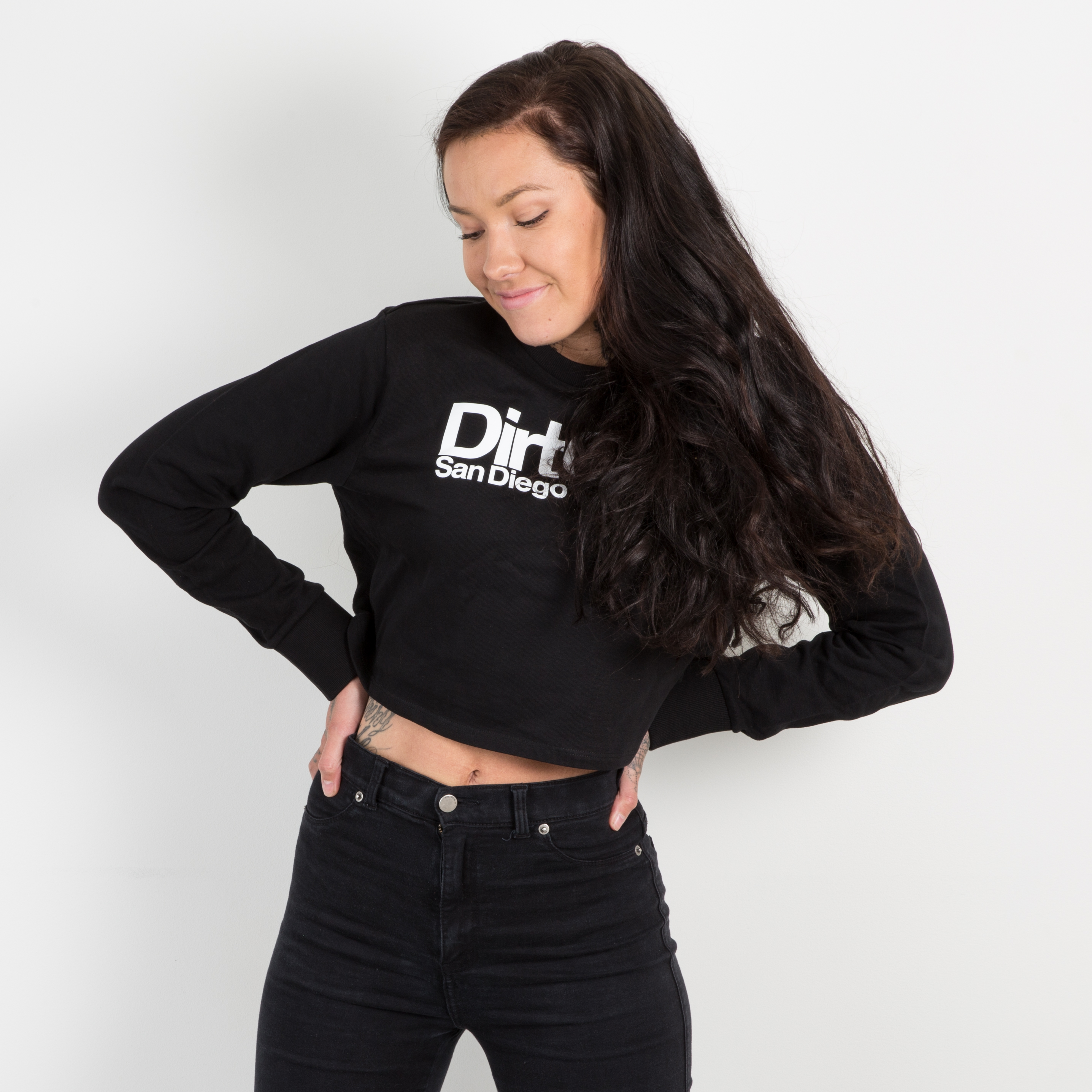 cropped crew neck