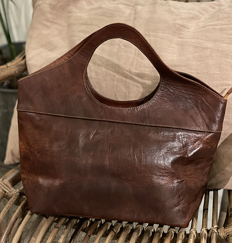 Skinnväska handmade brown leather