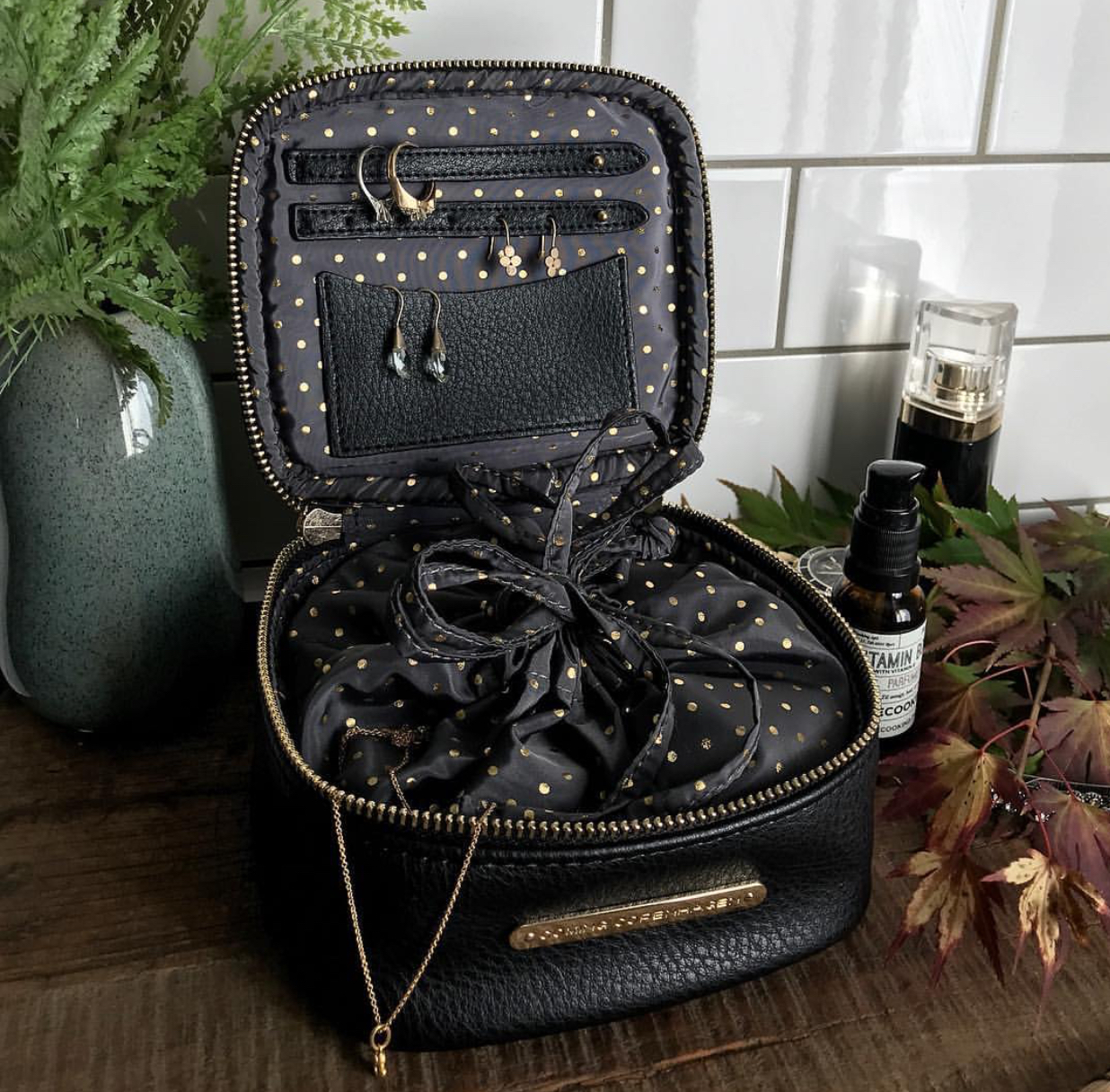 Jewelery Case, Black - 2